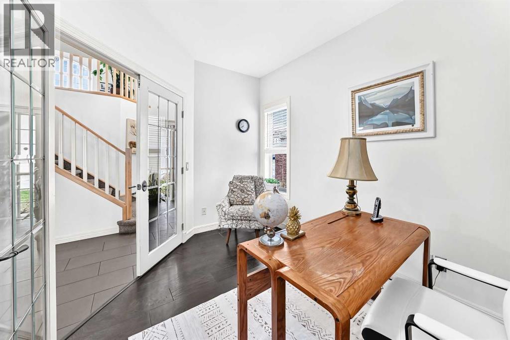 25 Discovery Ridge Hill SW, Calgary, Alberta  T3H 5G4 - Photo 18 - A2351539
