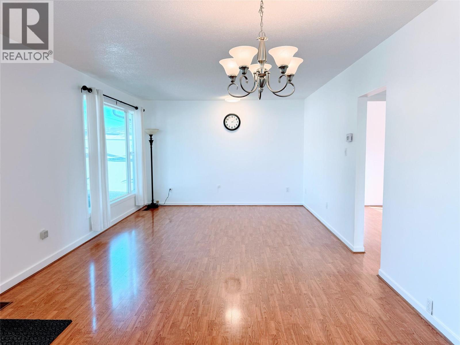 2152 Mamette Avenue, Merritt, British Columbia  V1K 1B8 - Photo 9 - 10403276