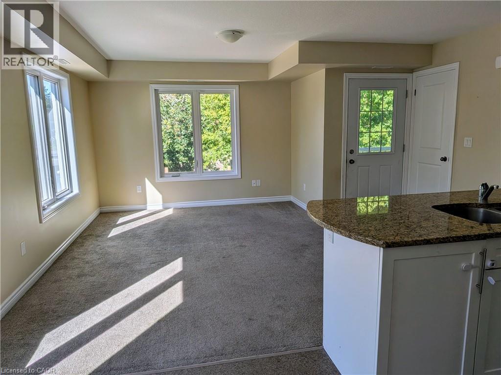 225 Riddell Street Unit# 33, Woodstock, Ontario  N4S 6N2 - Photo 6 - 40870081