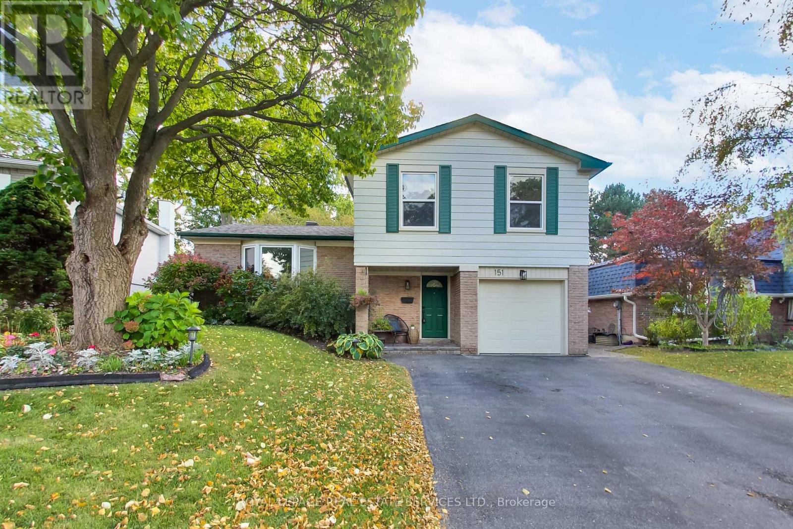 151 Cliffwood Road, Toronto, Ontario  M2H 2E3 - Photo 1 - C13881804