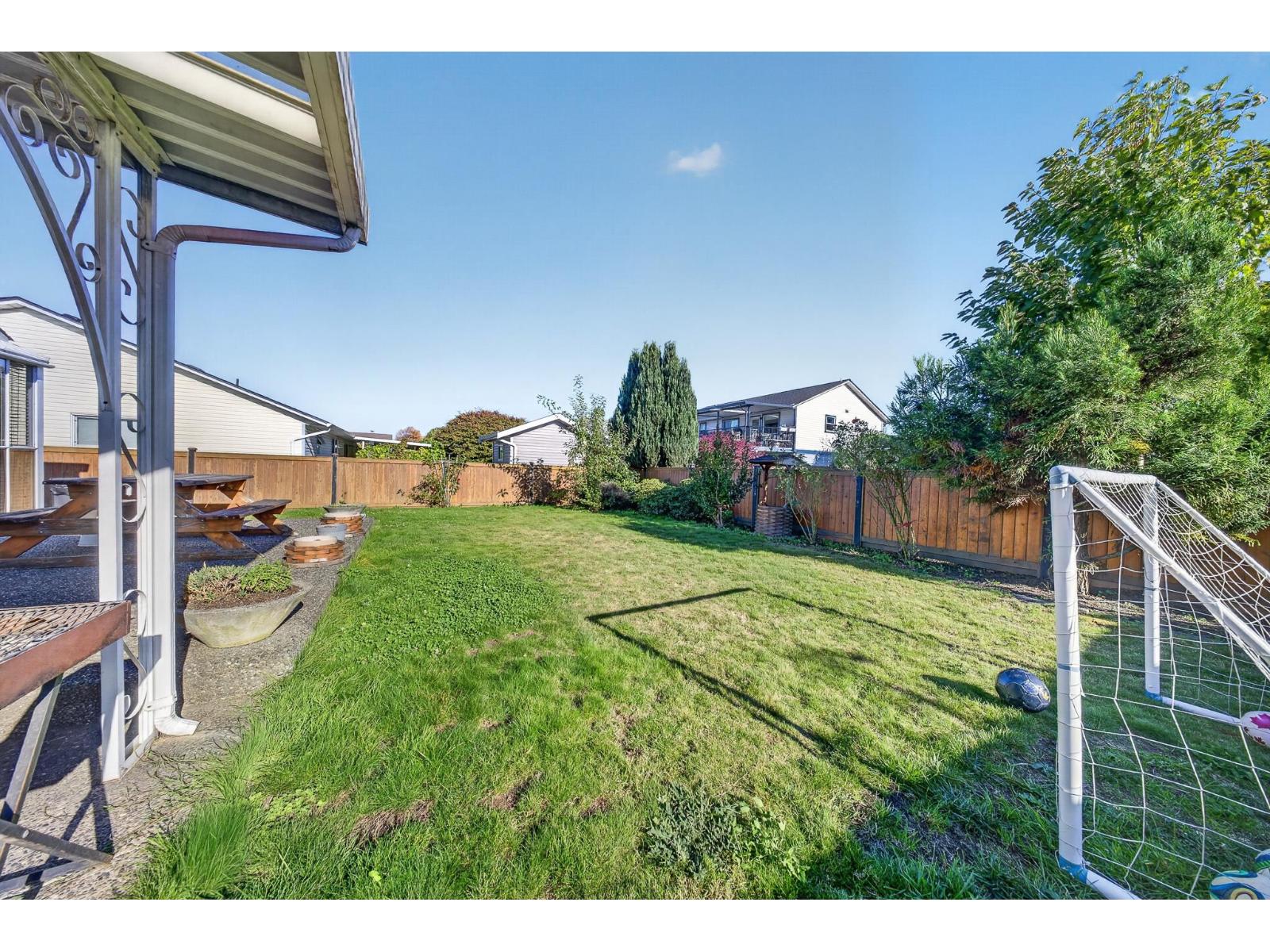 6973 COACH LAMP DRIVE|Sardis West Vedder