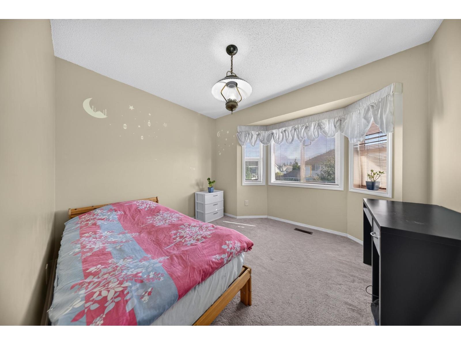 6973 COACH LAMP DRIVE|Sardis West Vedder