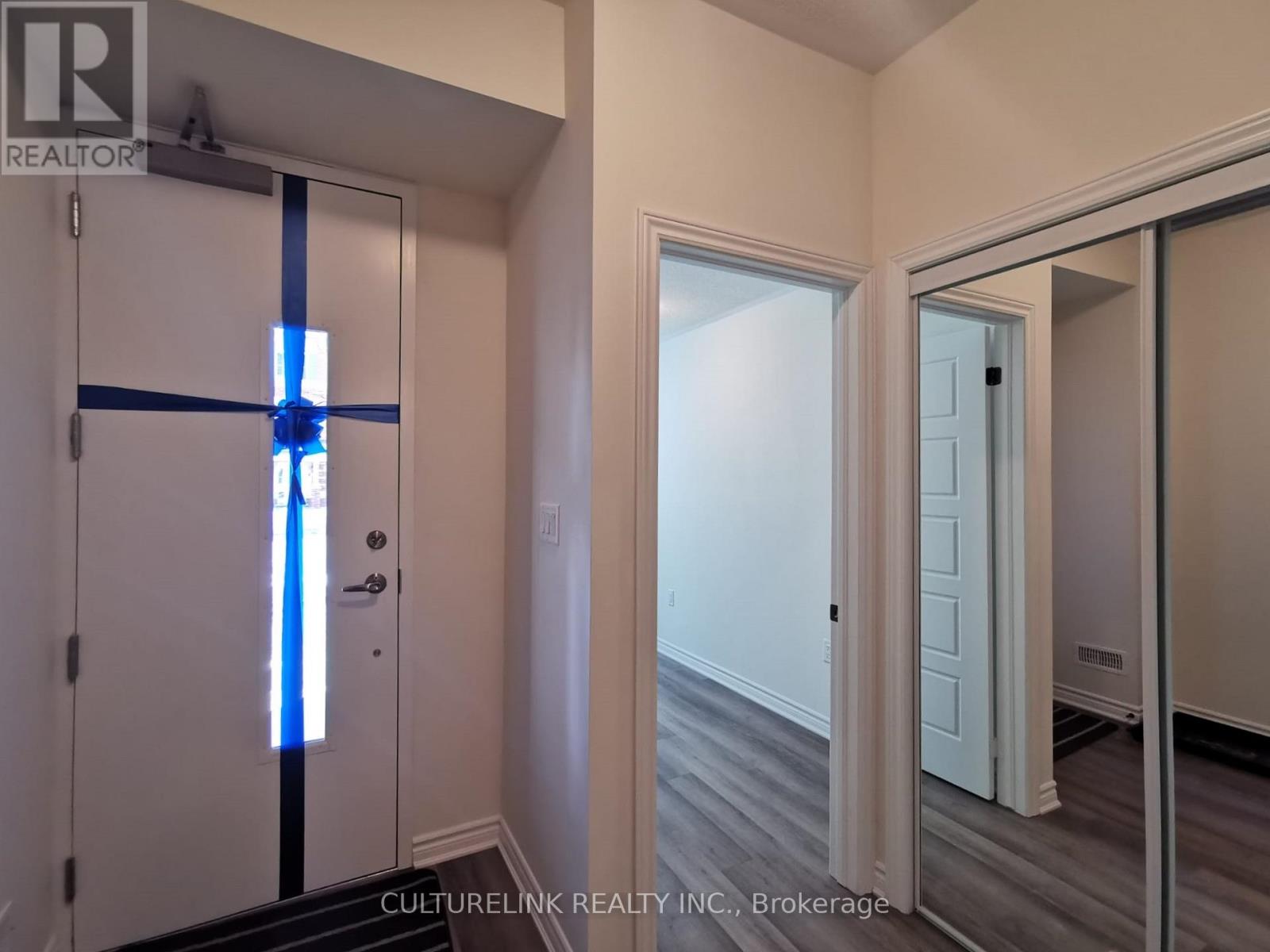 302 - 1034 Reflection Place, Pickering, Ontario  L1X 0L1 - Photo 4 - E13881808