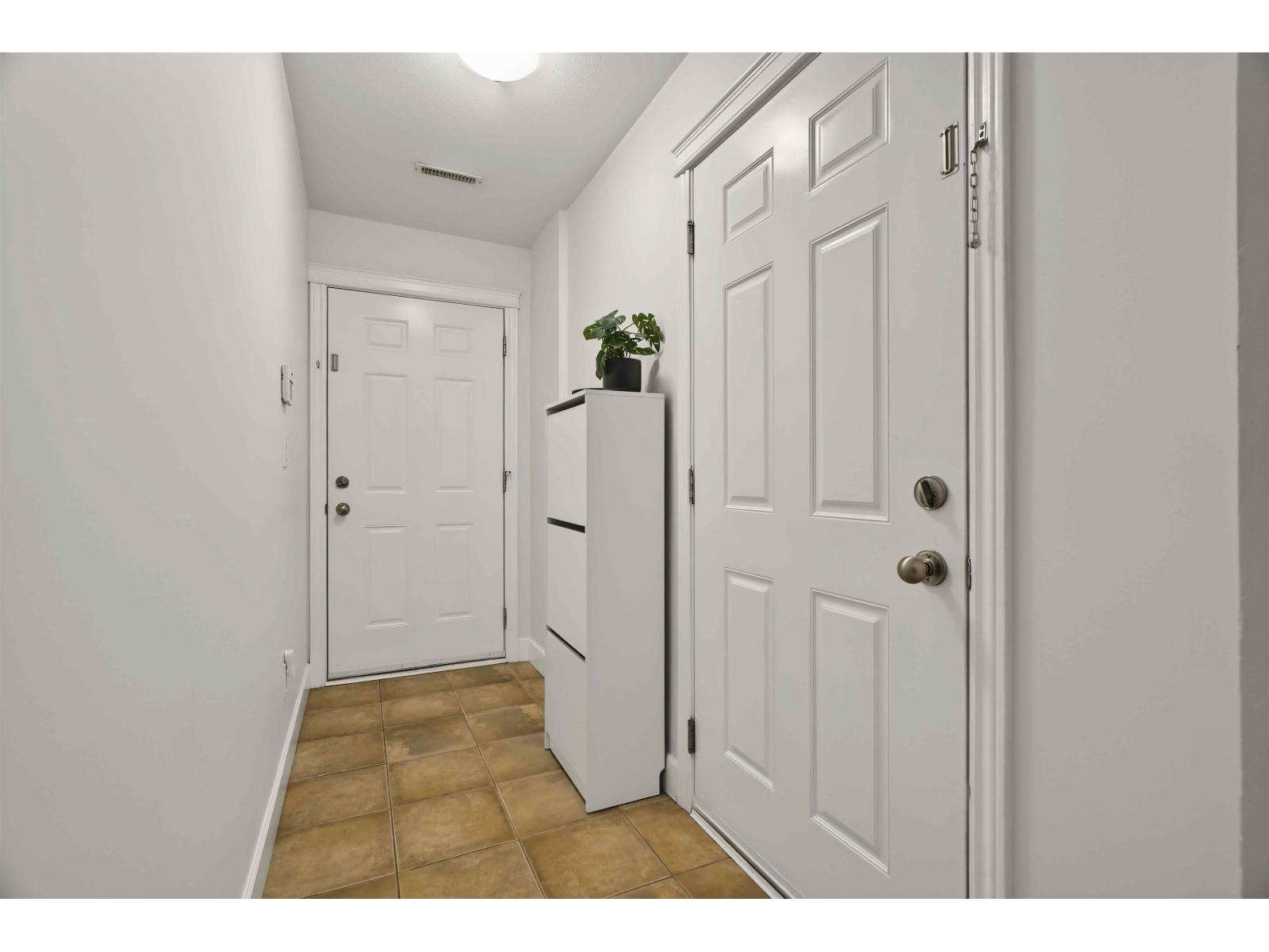22 8717 159 Street, Surrey, British Columbia  V4N 5R9 - Photo 6 - R3173598