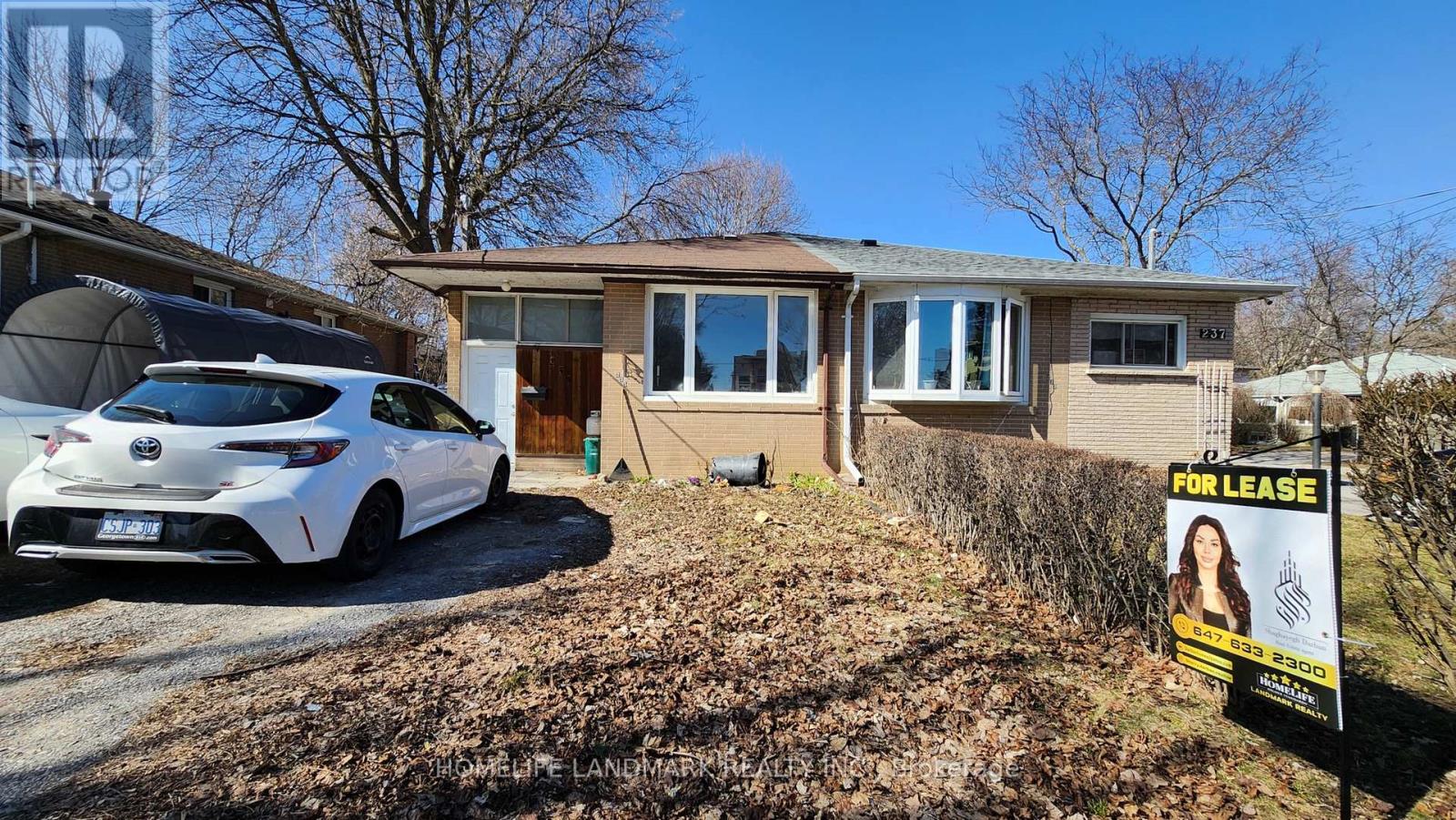 235 Penn Avenue, Newmarket, Ontario  L3Y 2S4 - Photo 9 - N13881770