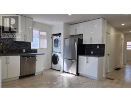235 PENN AVENUE, Newmarket, Ontario