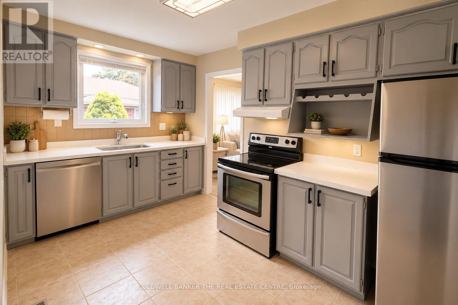 #main - 140 Woodpark Place, Newmarket, Ontario  L3Y 3P6 - Photo 12 - N13881778