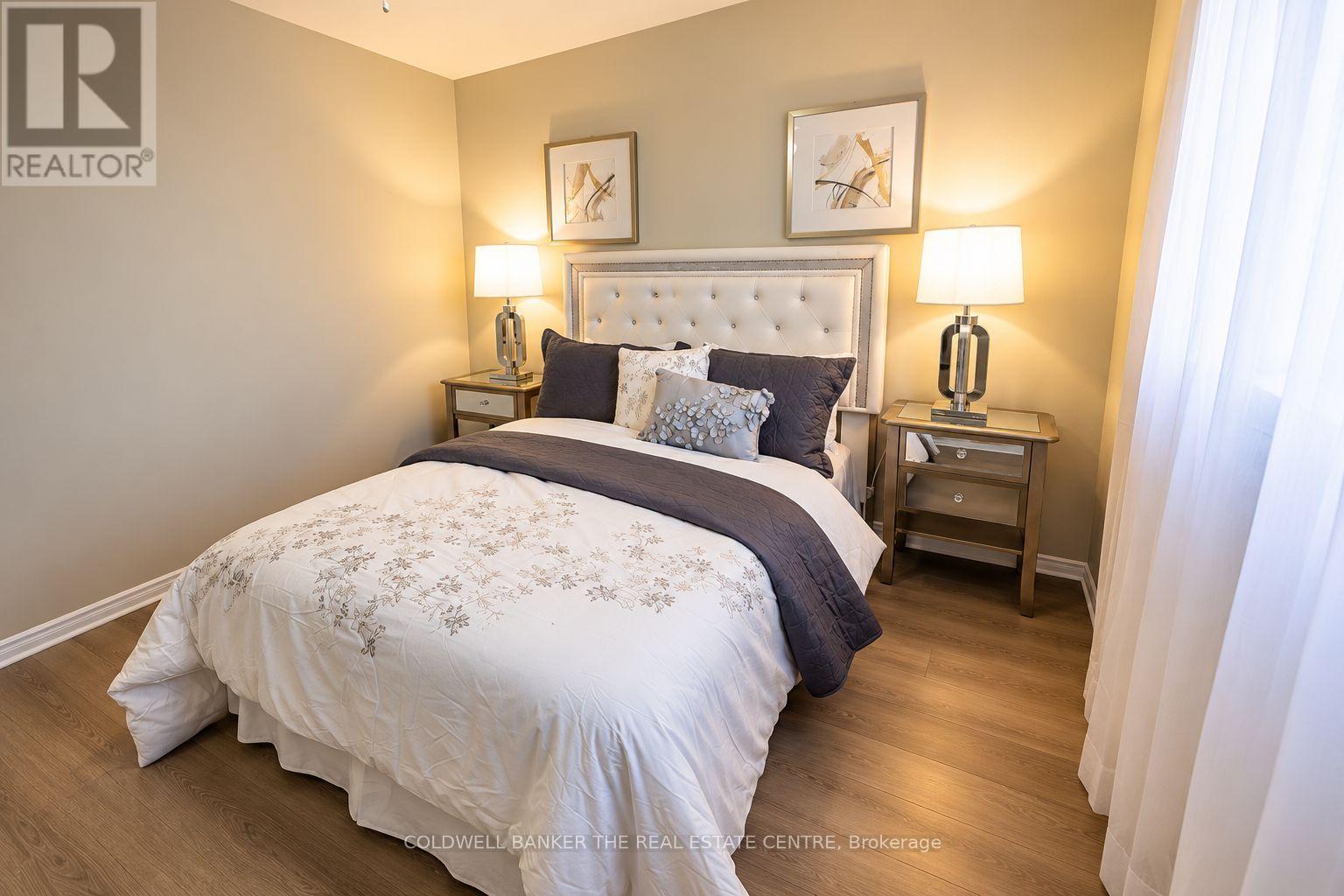 #main - 140 Woodpark Place, Newmarket, Ontario  L3Y 3P6 - Photo 13 - N13881778