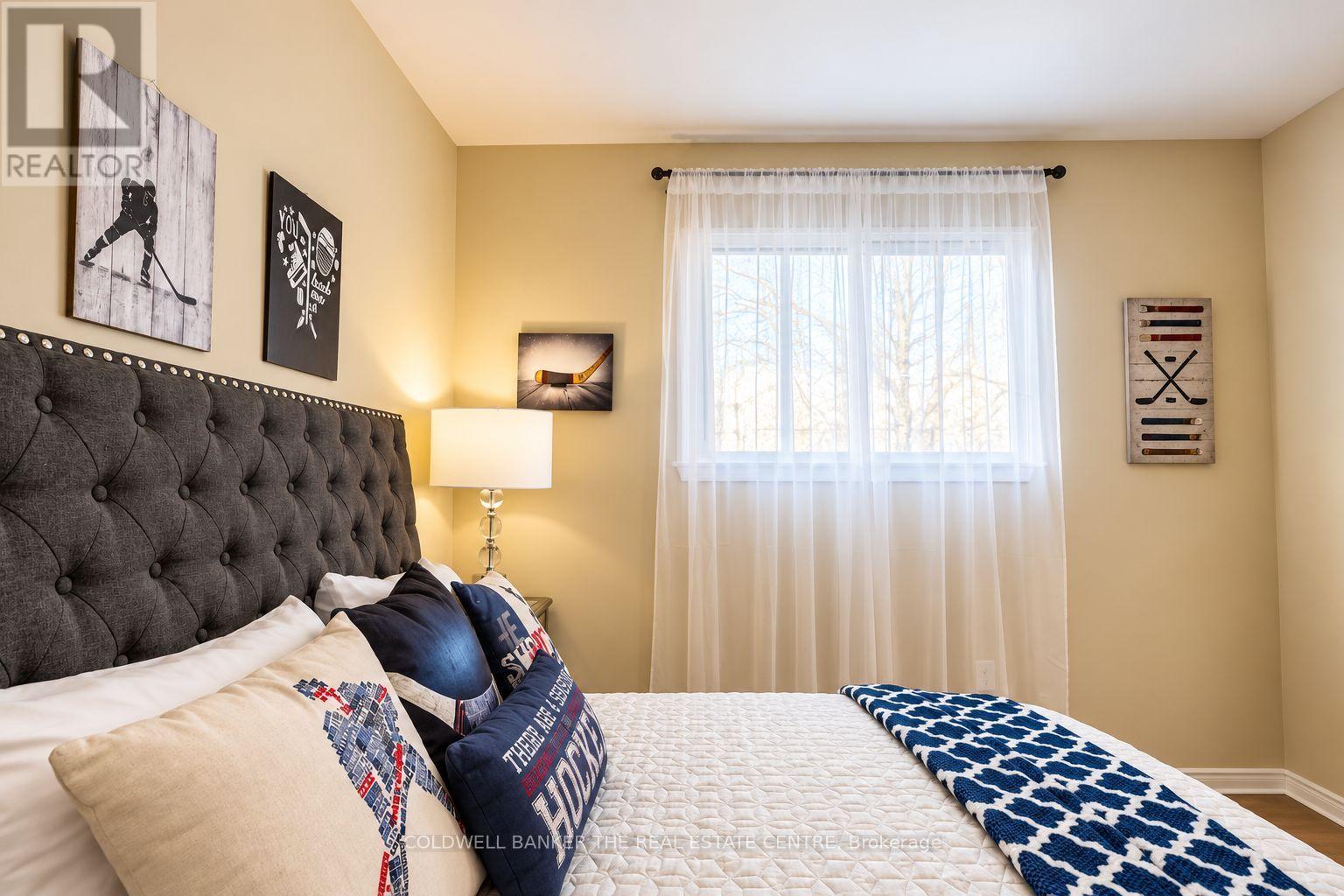#main - 140 Woodpark Place, Newmarket, Ontario  L3Y 3P6 - Photo 16 - N13881778