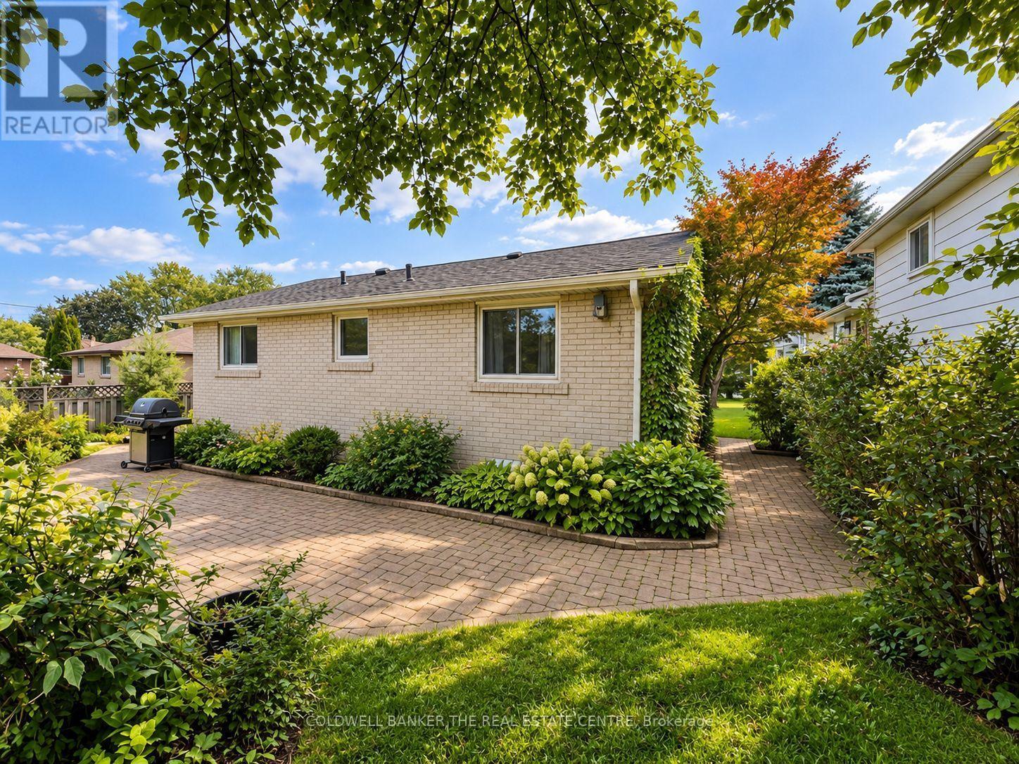 #main - 140 Woodpark Place, Newmarket, Ontario  L3Y 3P6 - Photo 25 - N13881778
