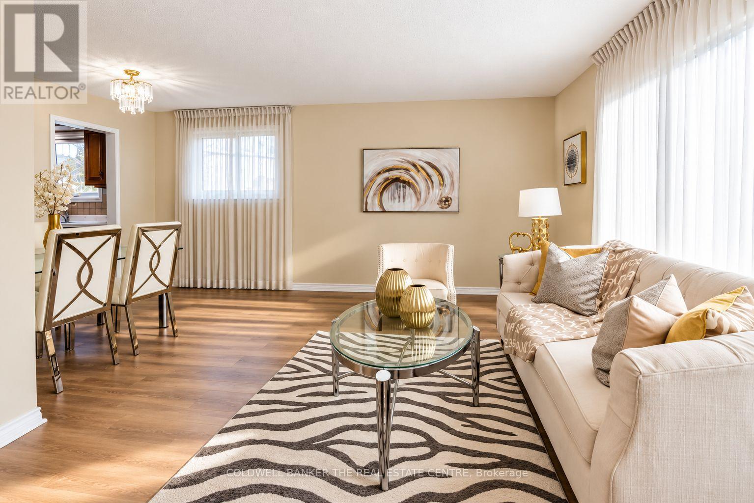 #main - 140 Woodpark Place, Newmarket, Ontario  L3Y 3P6 - Photo 6 - N13881778