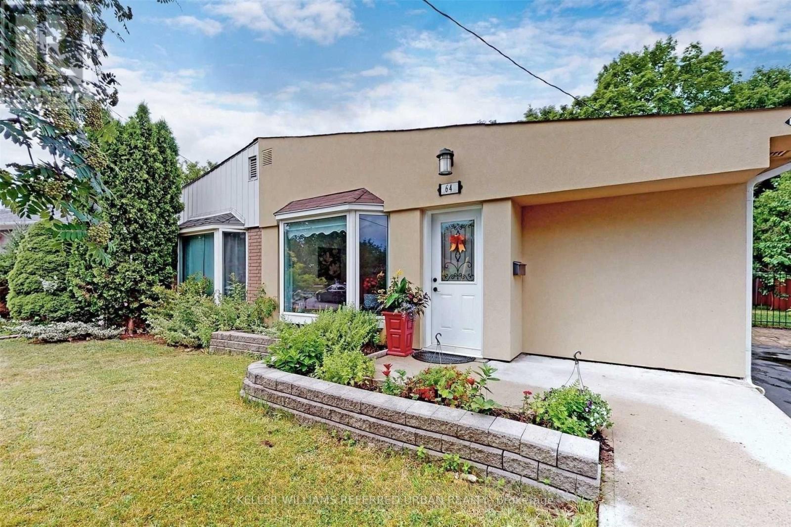 64 Lindsay Avenue, Newmarket, Ontario  L3Y 4N6 - Photo 1 - N13881820