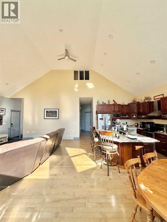 336 Mabbott Road, Drumheller, Alberta  T0J 0Y9 - Photo 13 - A2350978