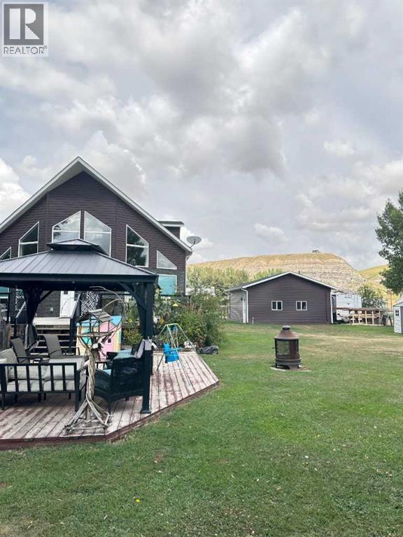 336 Mabbott Road, Drumheller, Alberta  T0J 0Y9 - Photo 7 - A2350978