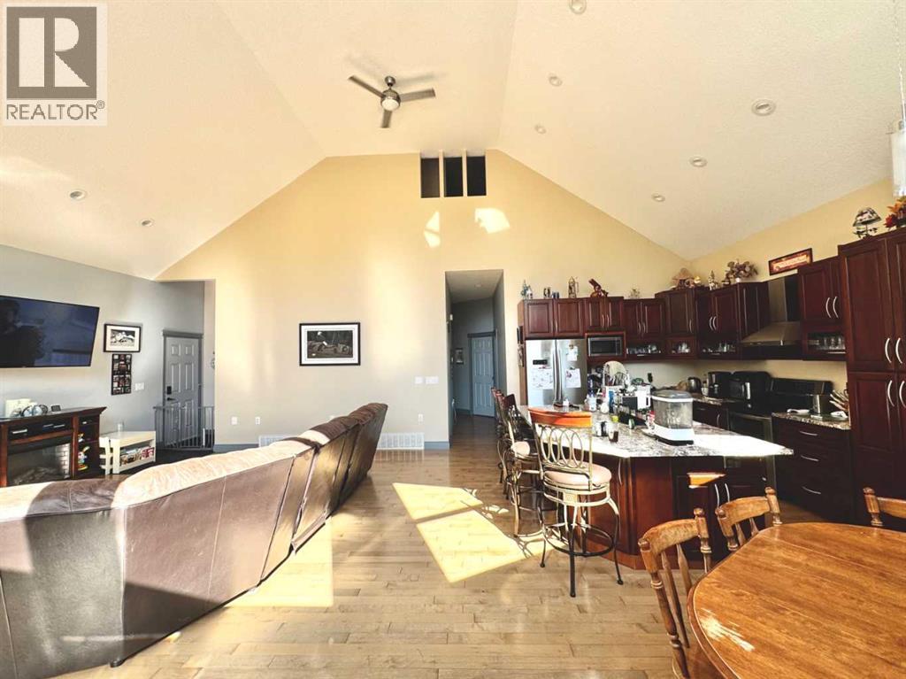 336 Mabbott Road, Drumheller, Alberta  T0J 0Y9 - Photo 16 - A2350978