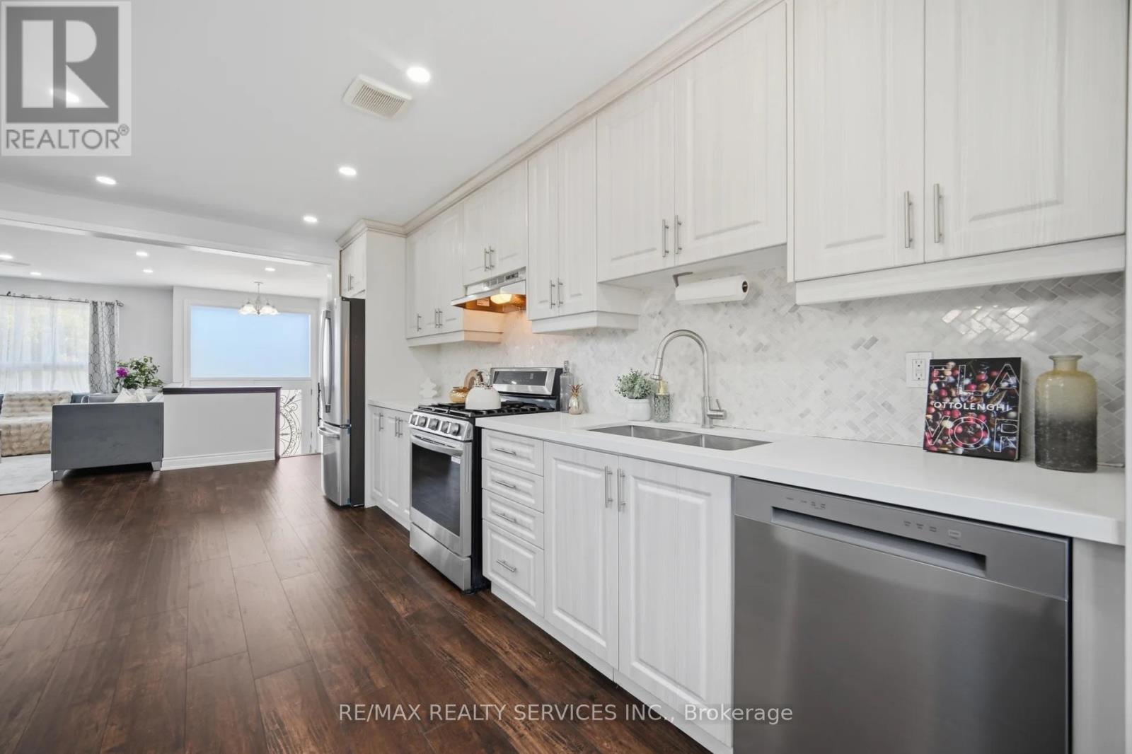 607 Woodward Avenue, Milton, Ontario  L9T 3K3 - Photo 16 - W13881756