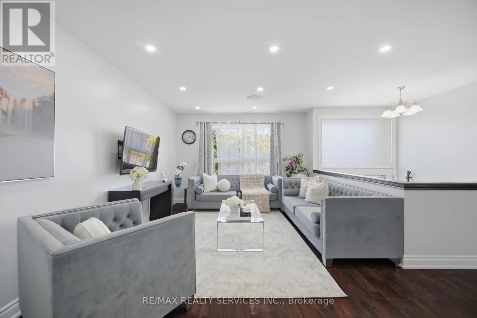 607 Woodward Avenue, Milton, Ontario  L9T 3K3 - Photo 8 - W13881756