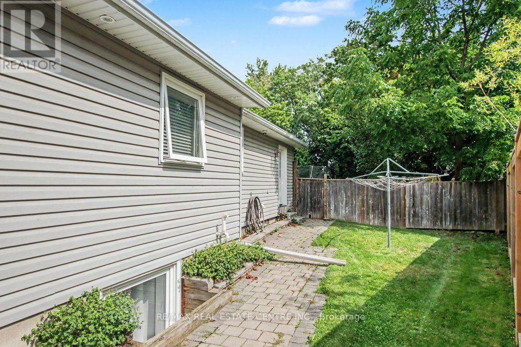 806 Hudson Court, Milton, Ontario  L9T 3T4 - Photo 36 - W13881894
