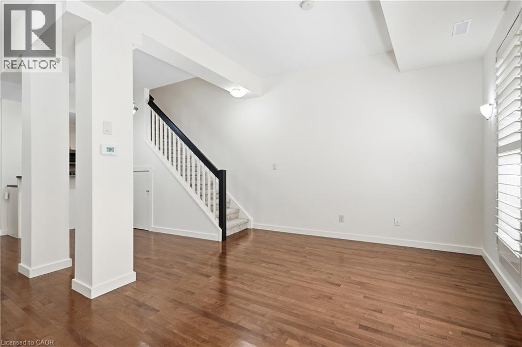 49 Ontario Street Unit# 8, Grimsby, Ontario  L3M 3H2 - Photo 5 - 40870256