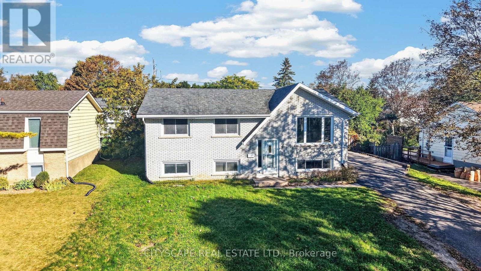 39 Huff Avenue, Loyalist, Ontario  K7N 1S5 - Photo 3 - X13881816