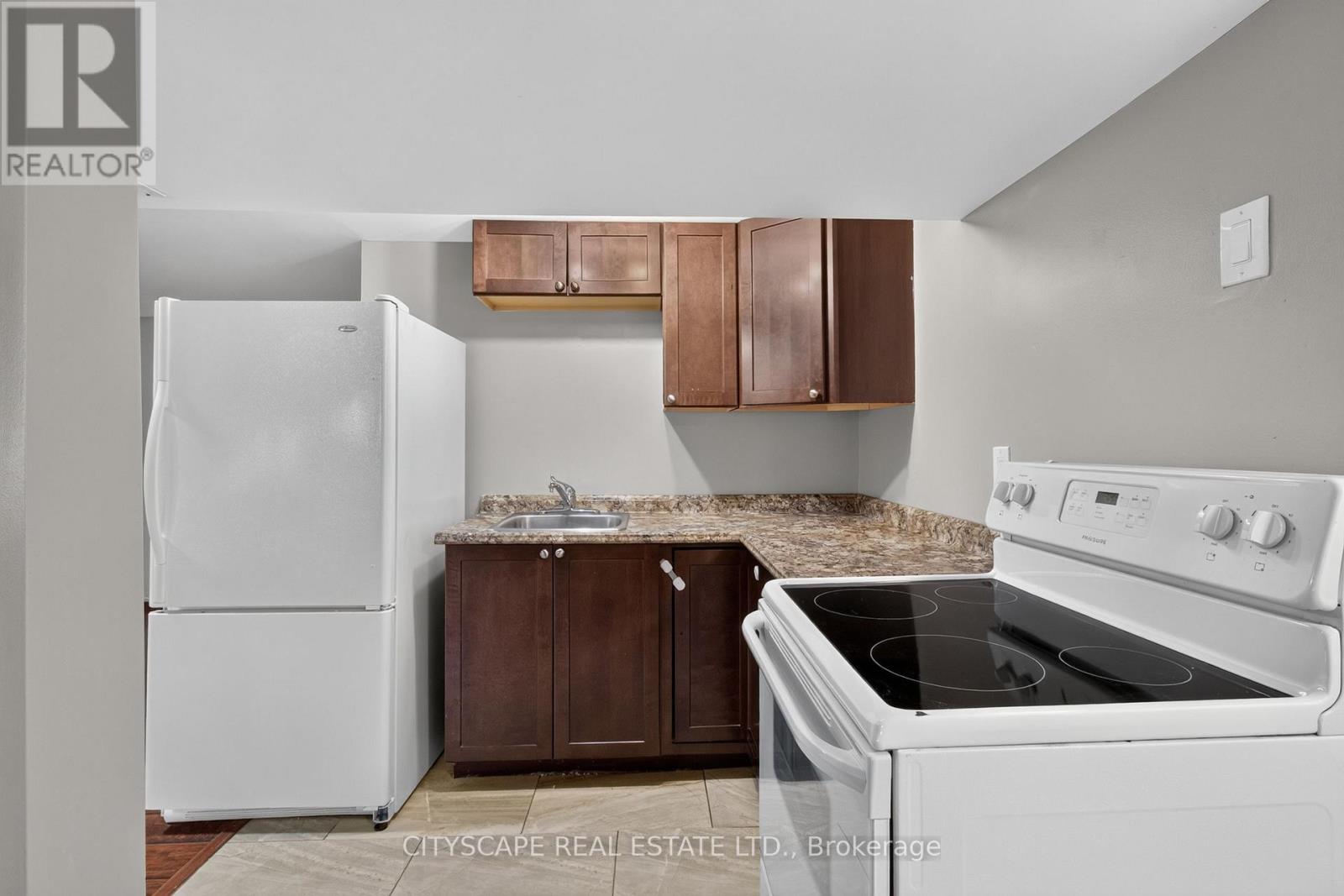39 Huff Avenue, Loyalist, Ontario  K7N 1S5 - Photo 42 - X13881816