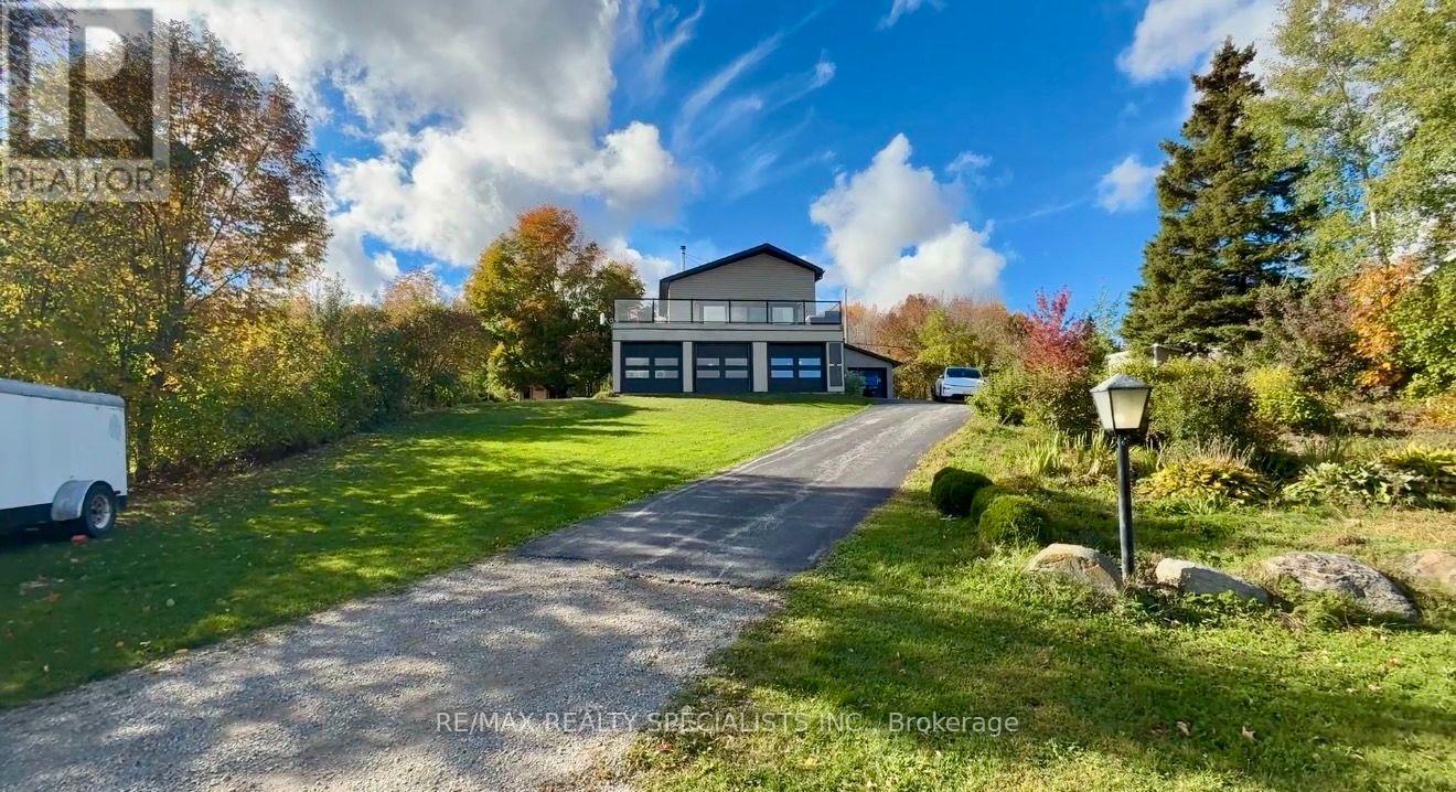 339520 Presqu'ile Road, Georgian Bluffs, Ontario  N0H 2T0 - Photo 1 - X13881888