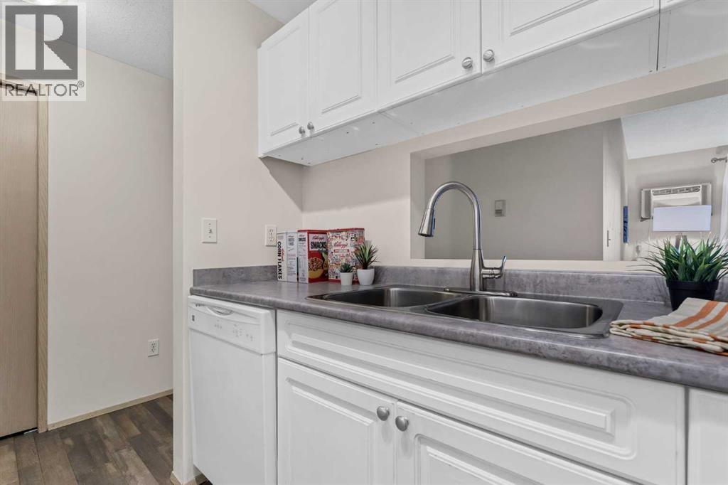 104, 245 Red Deer Drive SW