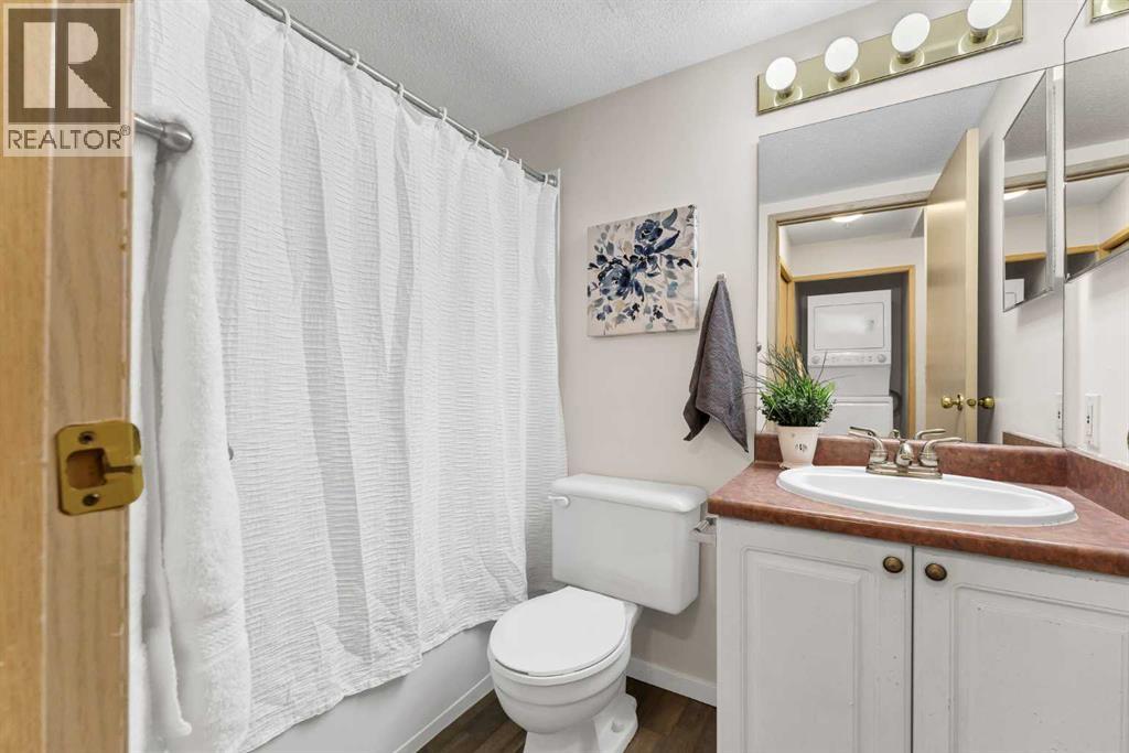 104, 245 Red Deer Drive SW