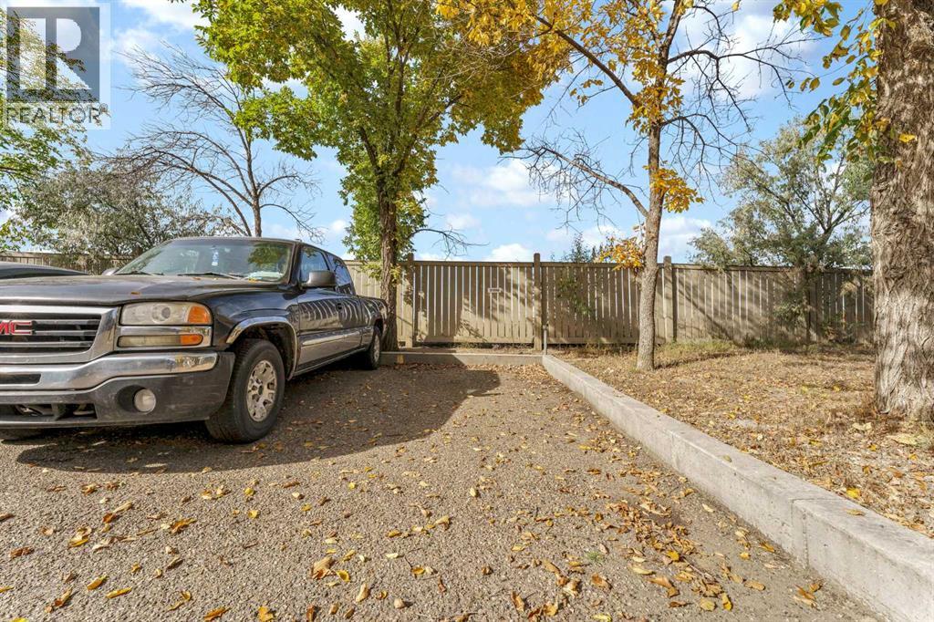 104, 245 Red Deer Drive SW