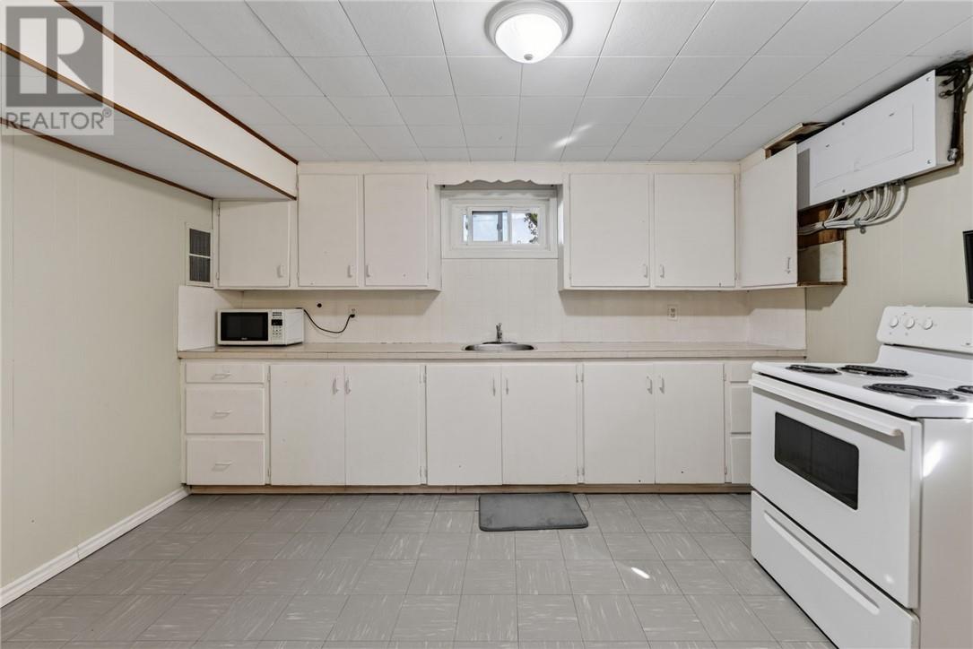 20 Coulson Street, Capreol, Ontario  P0M 1H0 - Photo 31 - 2130872