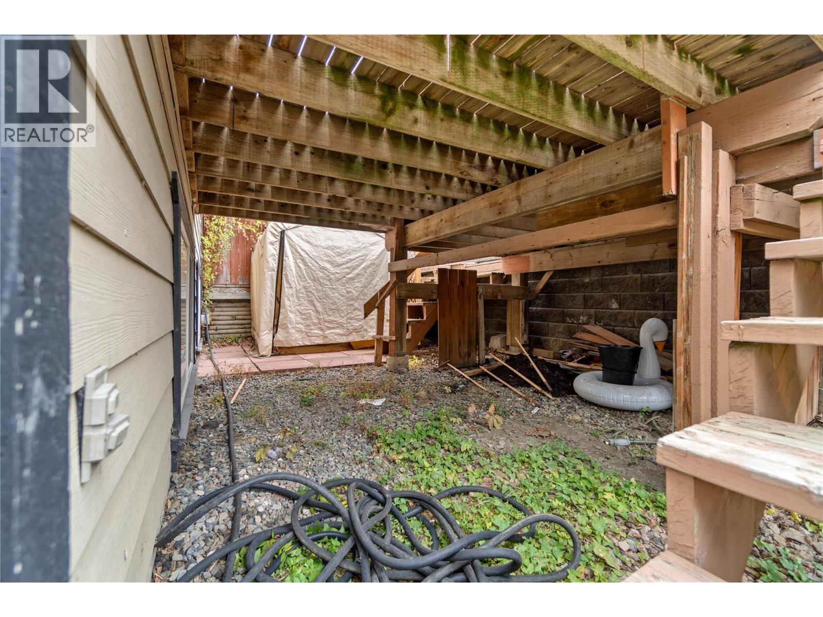 1198 Raven Drive