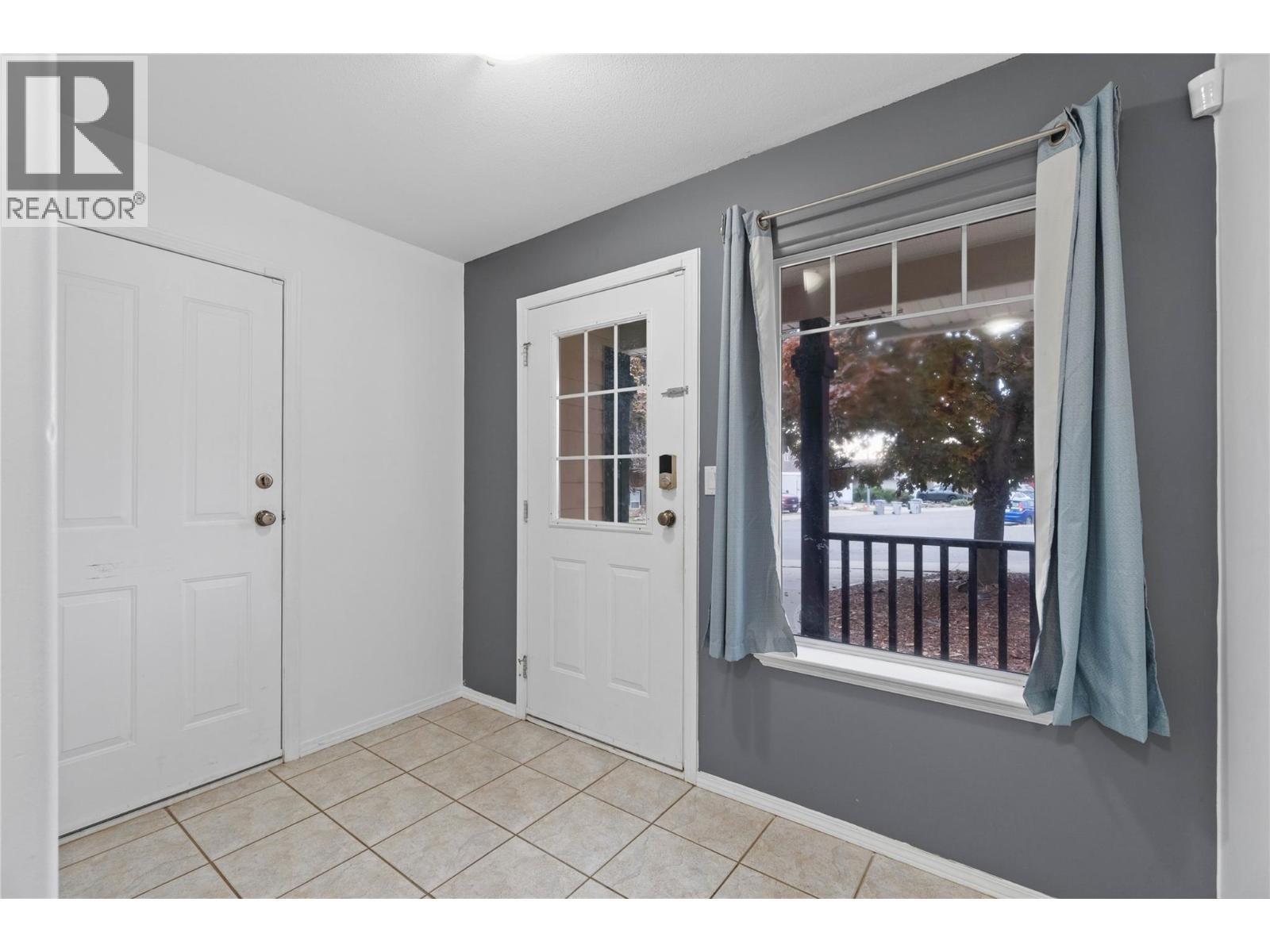 1198 Raven Drive