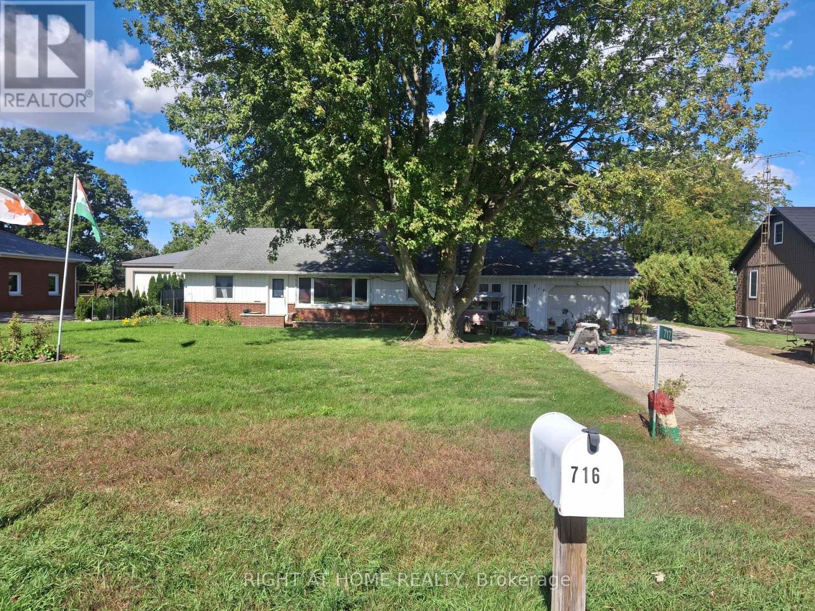717 Mersea Rd 6 Road E, Leamington, Ontario  N8H 3V8 - Photo 17 - X13709566