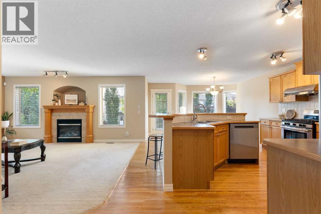 26 West Springs Road SW, Calgary, Alberta  T3H 4P4 - Photo 3 - A2351124
