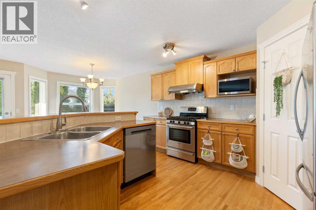 26 West Springs Road SW, Calgary, Alberta  T3H 4P4 - Photo 7 - A2351124