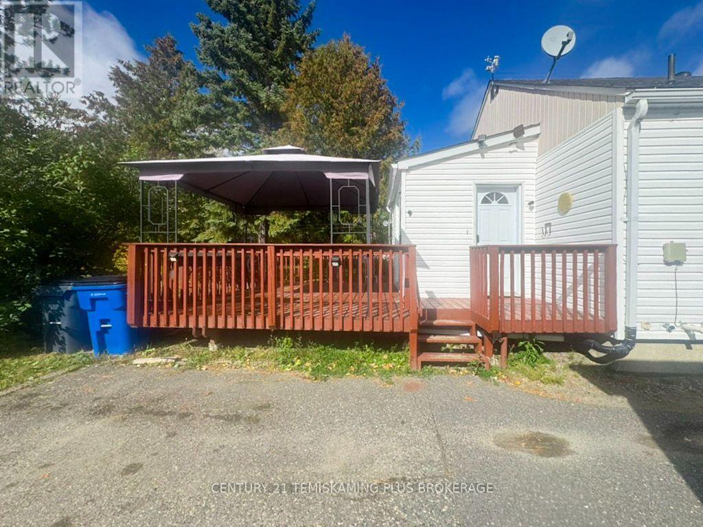 88 KATHERINE STREET Temiskaming Shores (New Liskeard) Ontario Canada P0J1P0 2