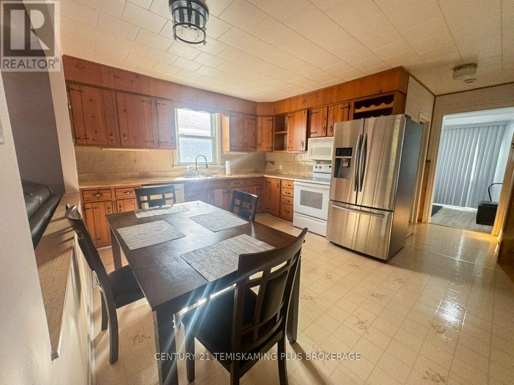 88 Katherine Street, Temiskaming Shores, Ontario  P0J 1P0 - Photo 6 - T13881980