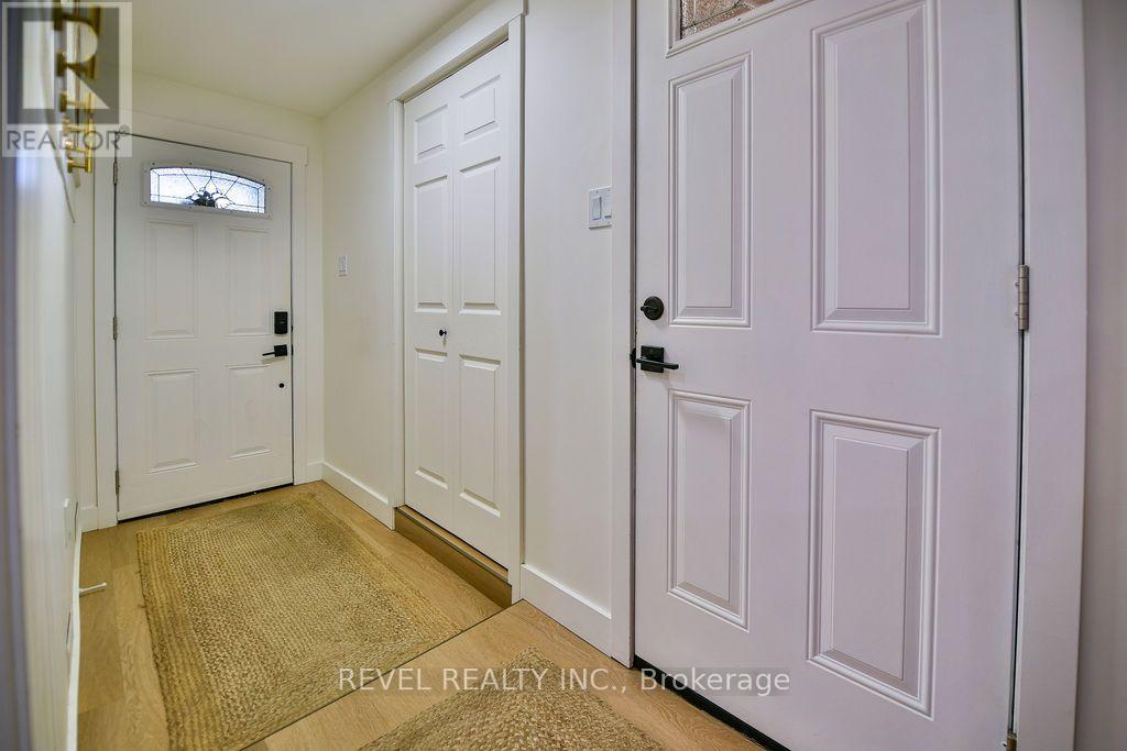 208 Ottolen Street, Timmins, Ontario  P0N 1C0 - Photo 4 - T13882036