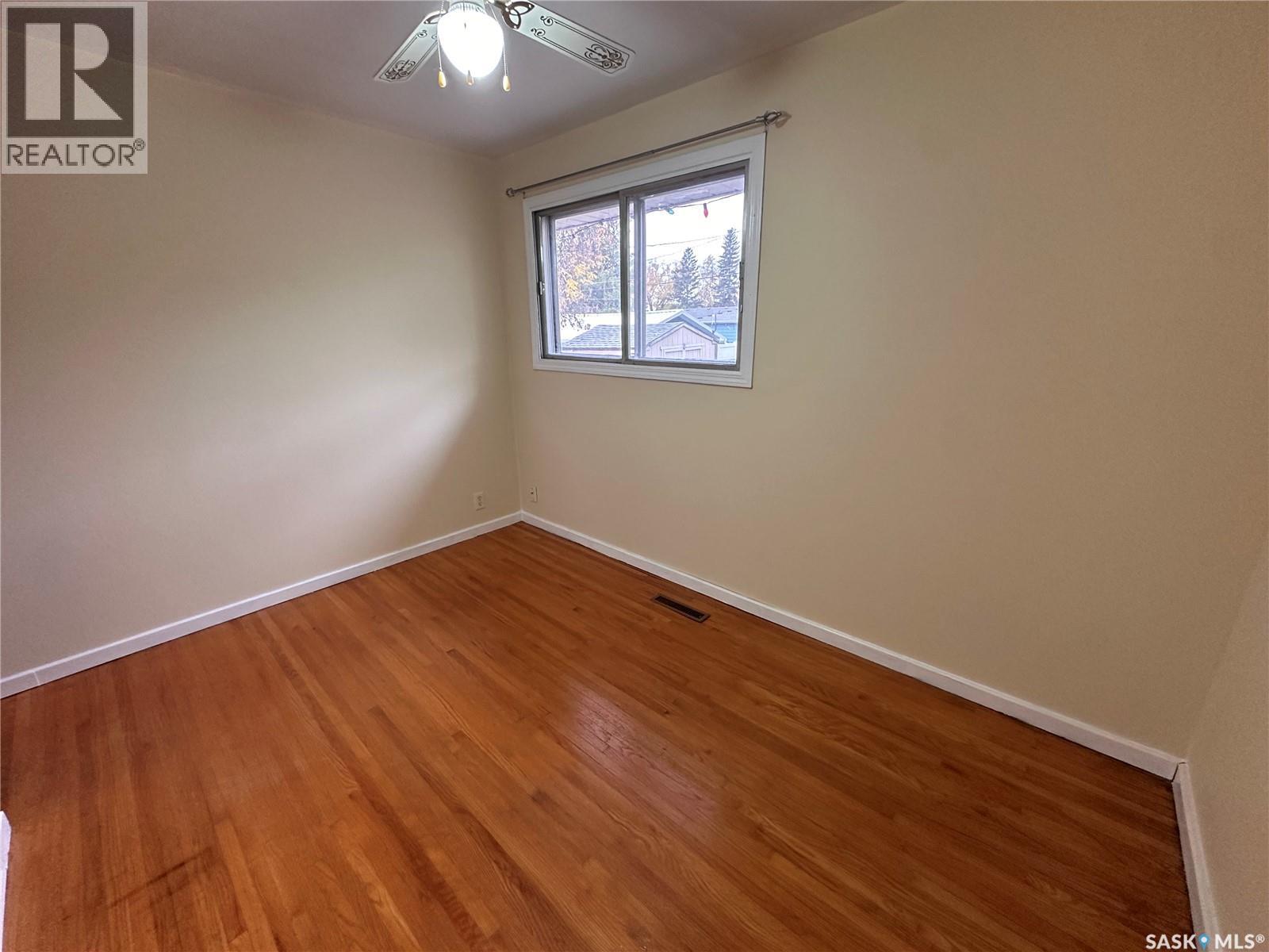 700 Forget Street, Regina, Saskatchewan  S4T 4X2 - Photo 14 - SK050818
