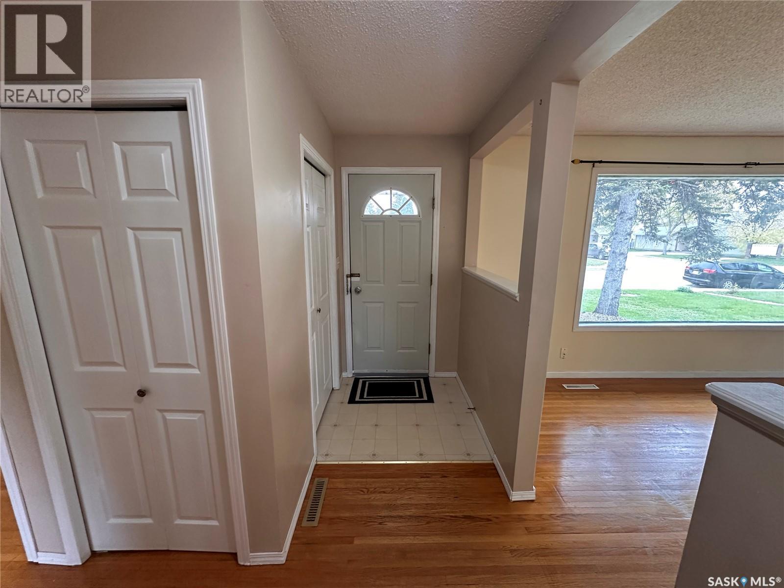 700 Forget Street, Regina, Saskatchewan  S4T 4X2 - Photo 15 - SK050818