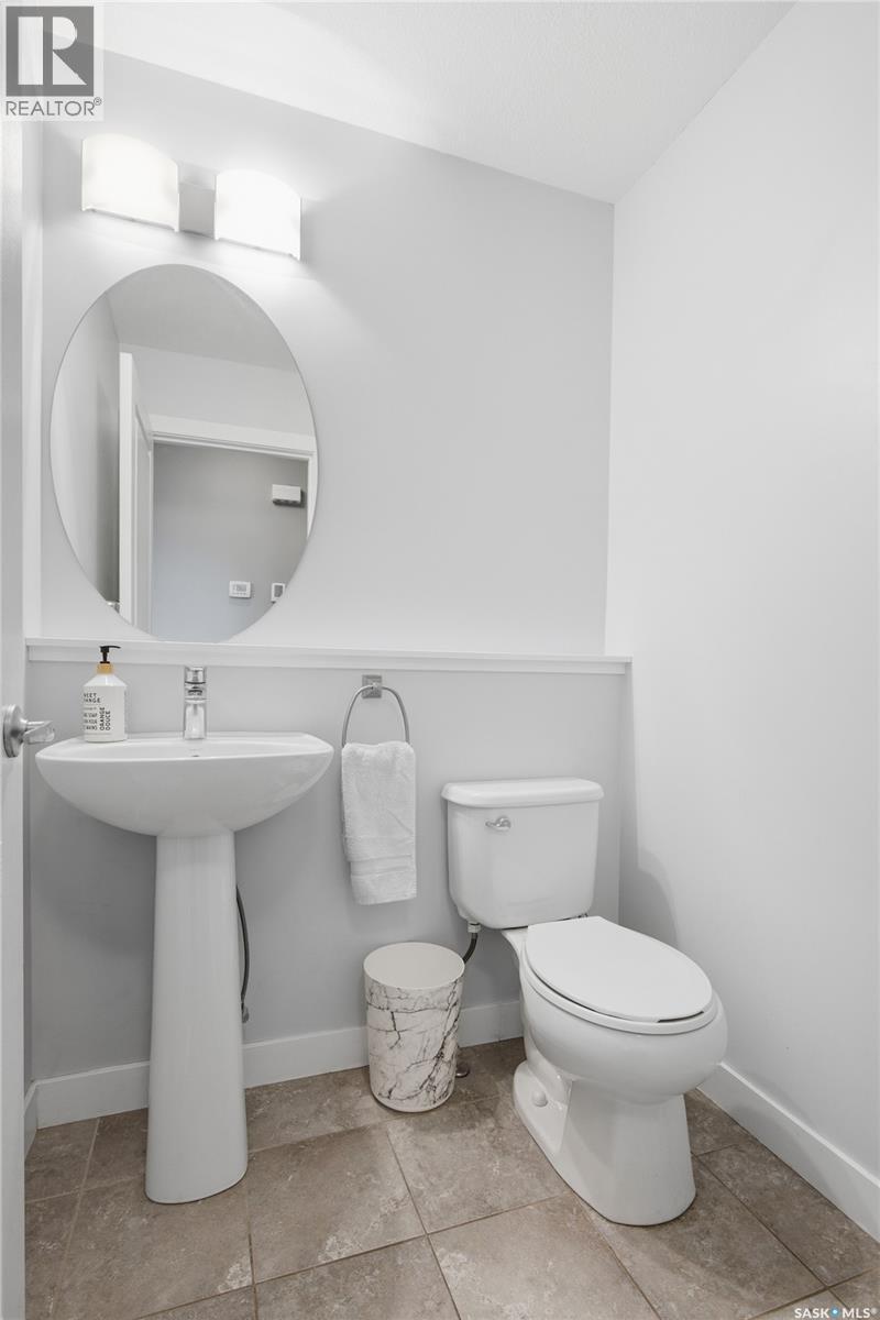 338 Pichler Crescent, Saskatoon, Saskatchewan  S7V 0G4 - Photo 5 - SK050812