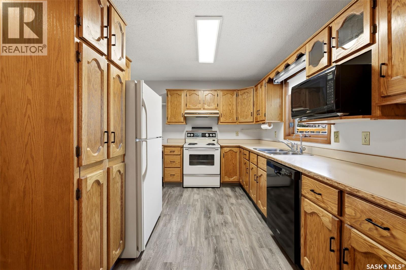 3467 Phaneuf Crescent E, Regina, Saskatchewan  S4V 1V1 - Photo 16 - SK050601