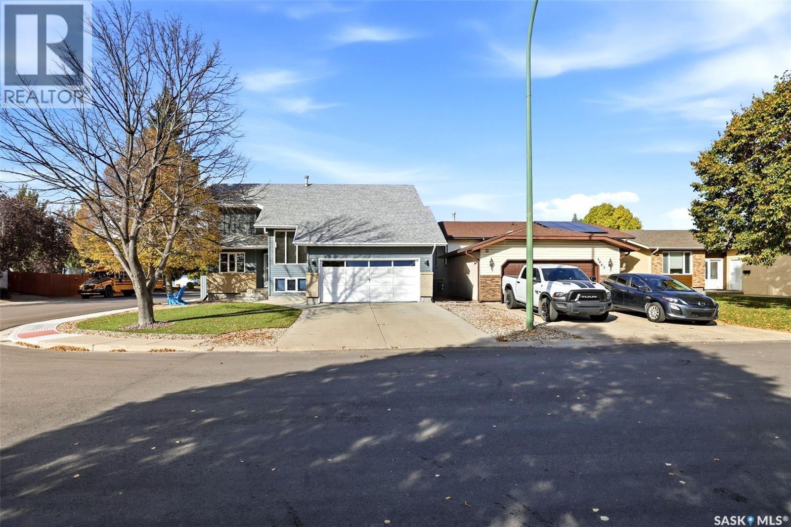 3467 Phaneuf Crescent E, Regina, Saskatchewan  S4V 1V1 - Photo 2 - SK050601