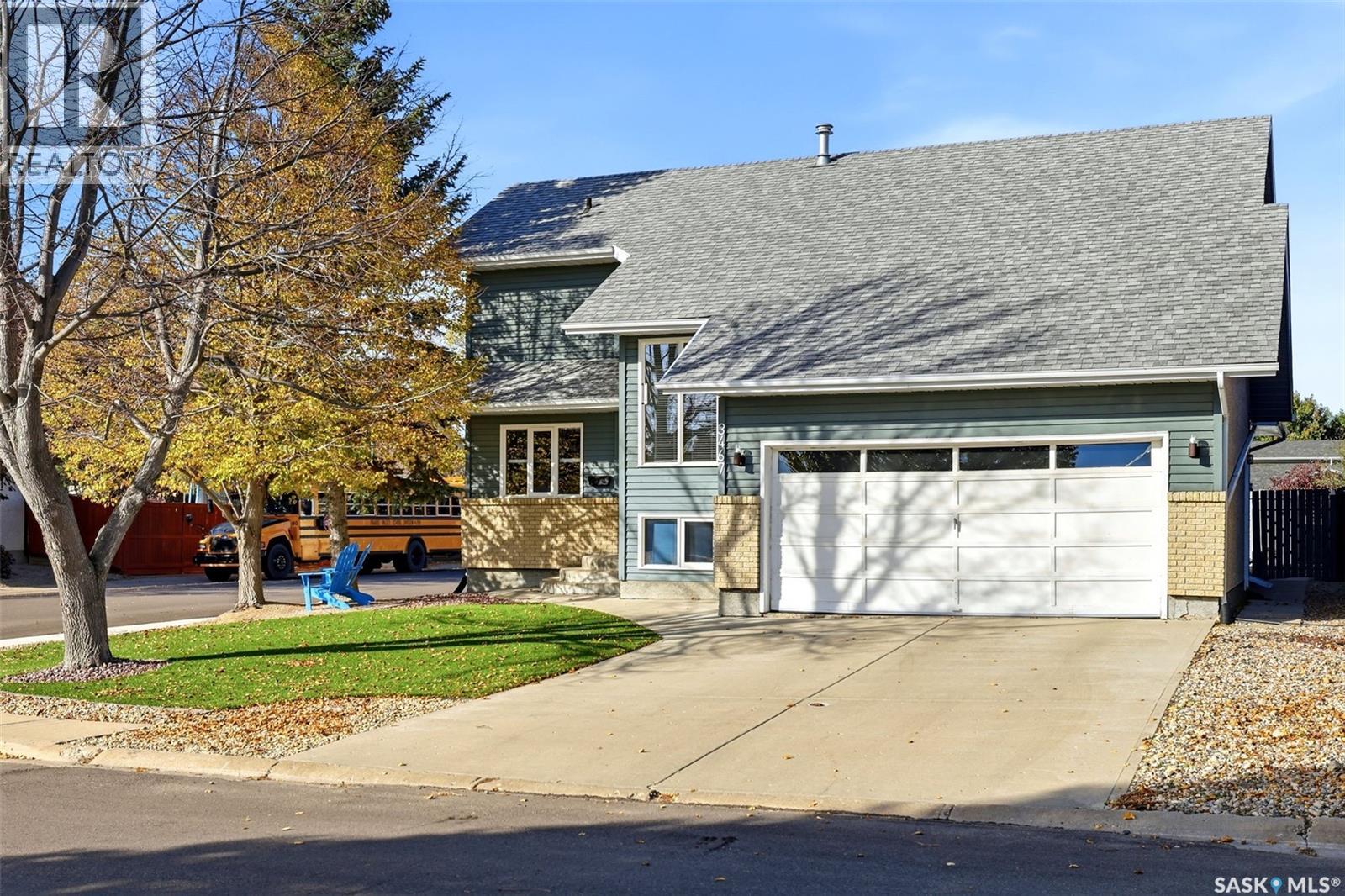 3467 Phaneuf Crescent E, Regina, Saskatchewan  S4V 1V1 - Photo 3 - SK050601