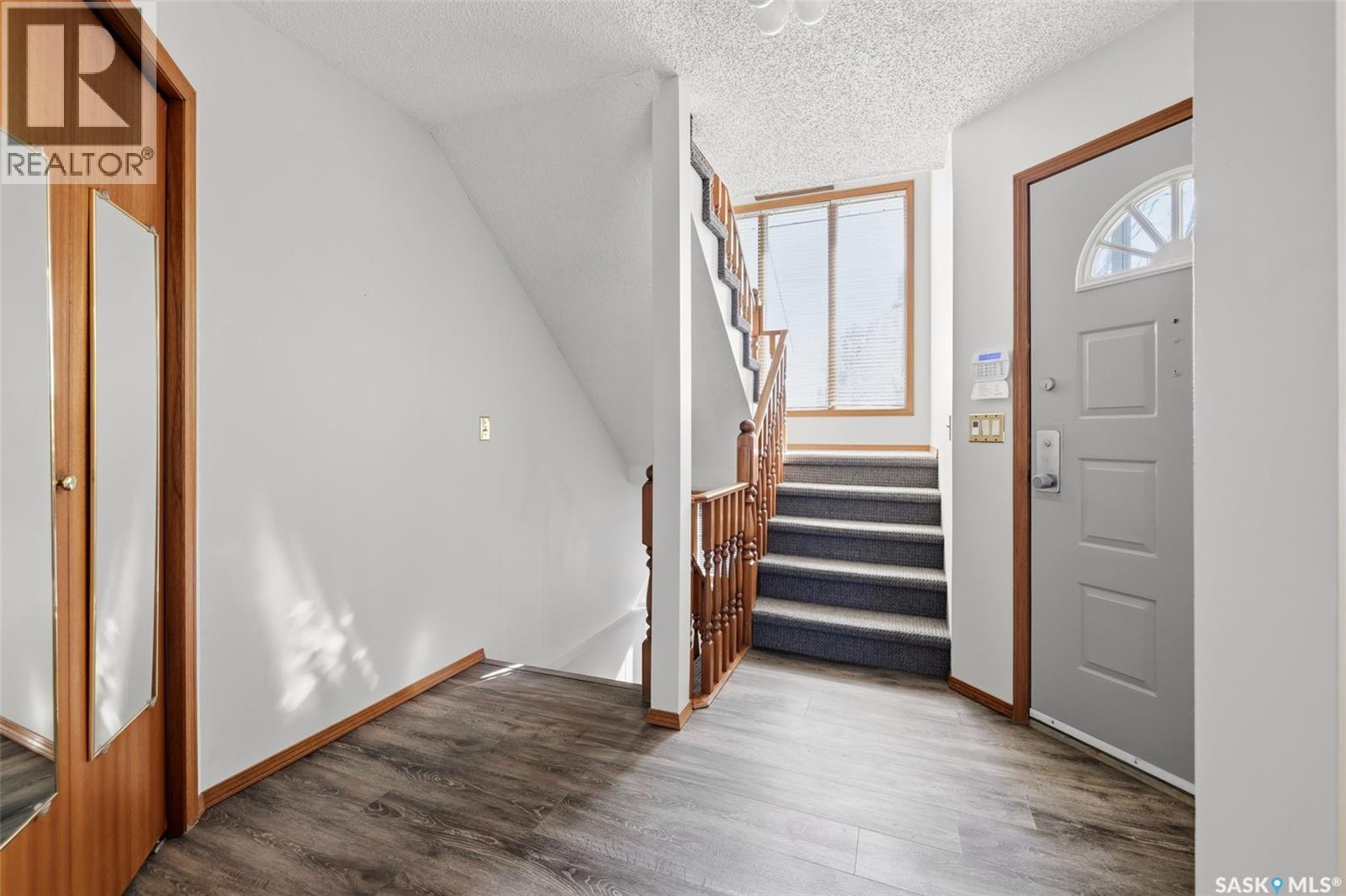 3467 Phaneuf Crescent E, Regina, Saskatchewan  S4V 1V1 - Photo 5 - SK050601