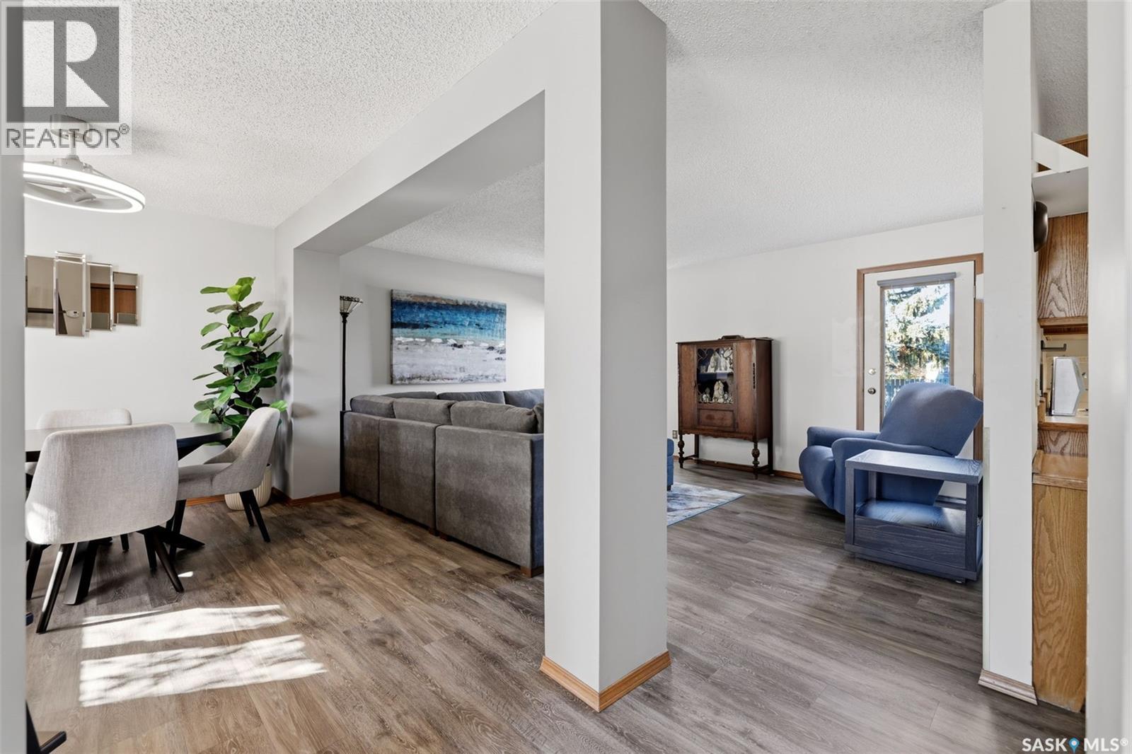 3467 Phaneuf Crescent E, Regina, Saskatchewan  S4V 1V1 - Photo 6 - SK050601