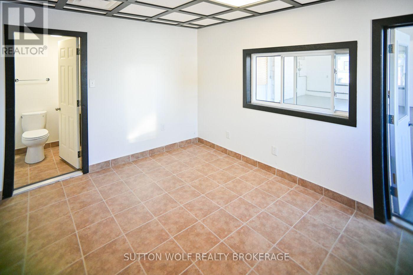 3 - 176 Metcalfe Street E, Strathroy-Caradoc, Ontario  N7G 1P6 - Photo 10 - X13882004