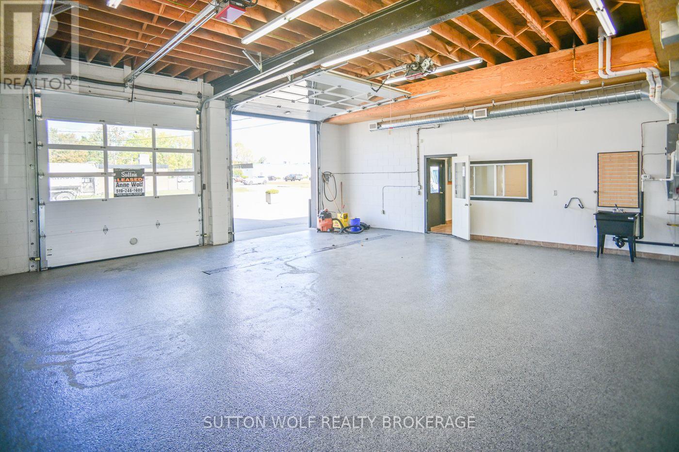 3 - 176 Metcalfe Street E, Strathroy-Caradoc, Ontario  N7G 1P6 - Photo 6 - X13882004