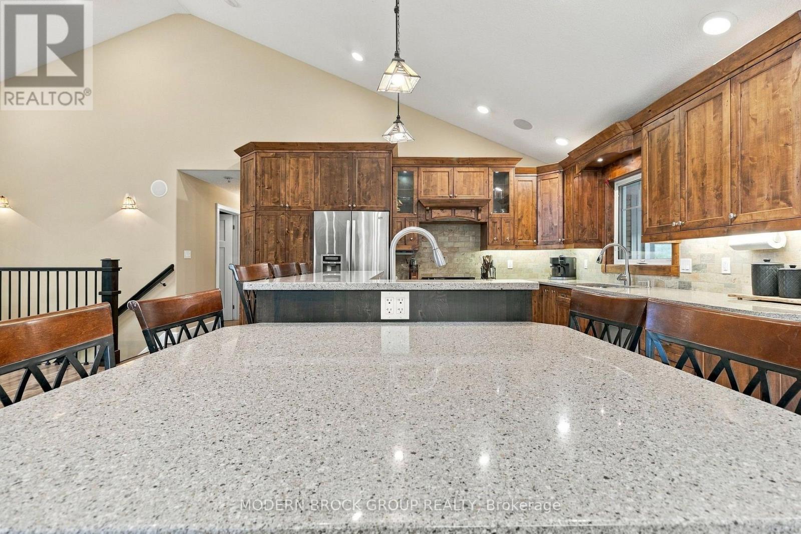 204 County Rd 5 Road, Front Of Yonge, Ontario  K0E 1R0 - Photo 21 - X13882054