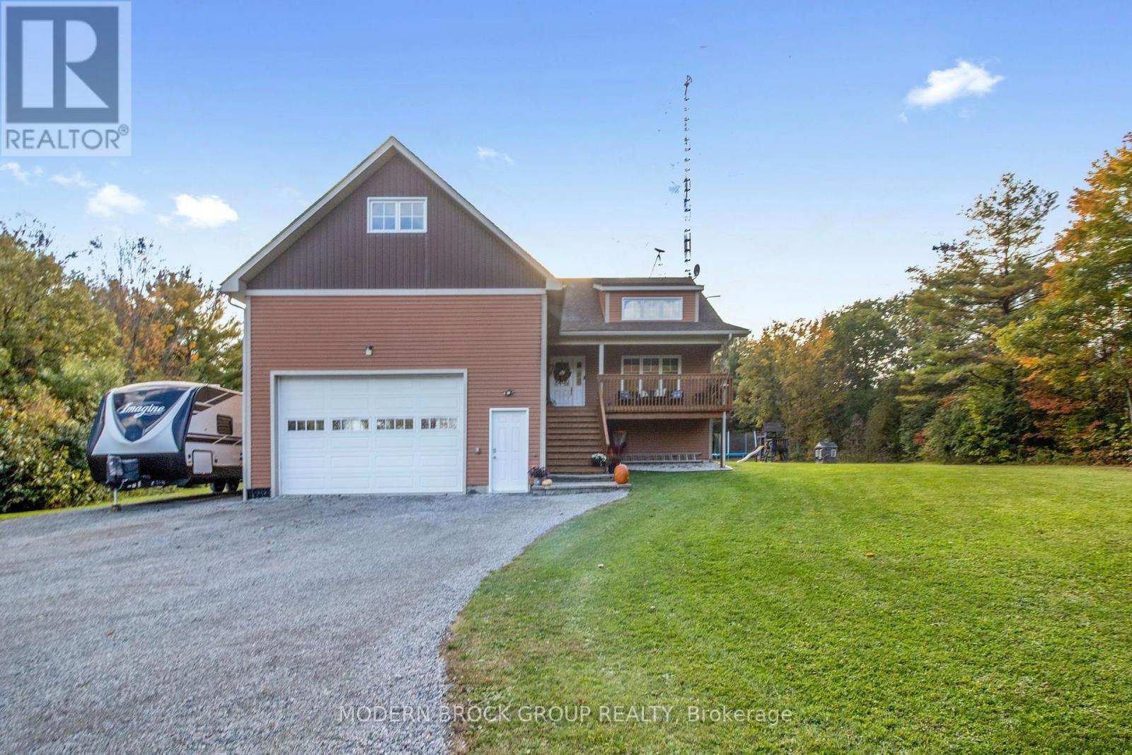 204 County Rd 5 Road, Front Of Yonge, Ontario  K0E 1R0 - Photo 3 - X13882054